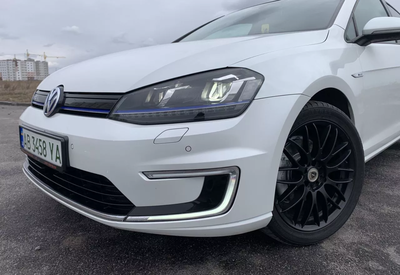 Volkswagen e-Golf  24 kWh 201601