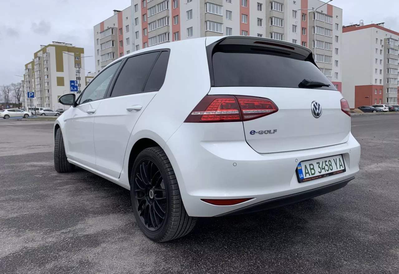 Volkswagen e-Golf  24 kWh 2016101