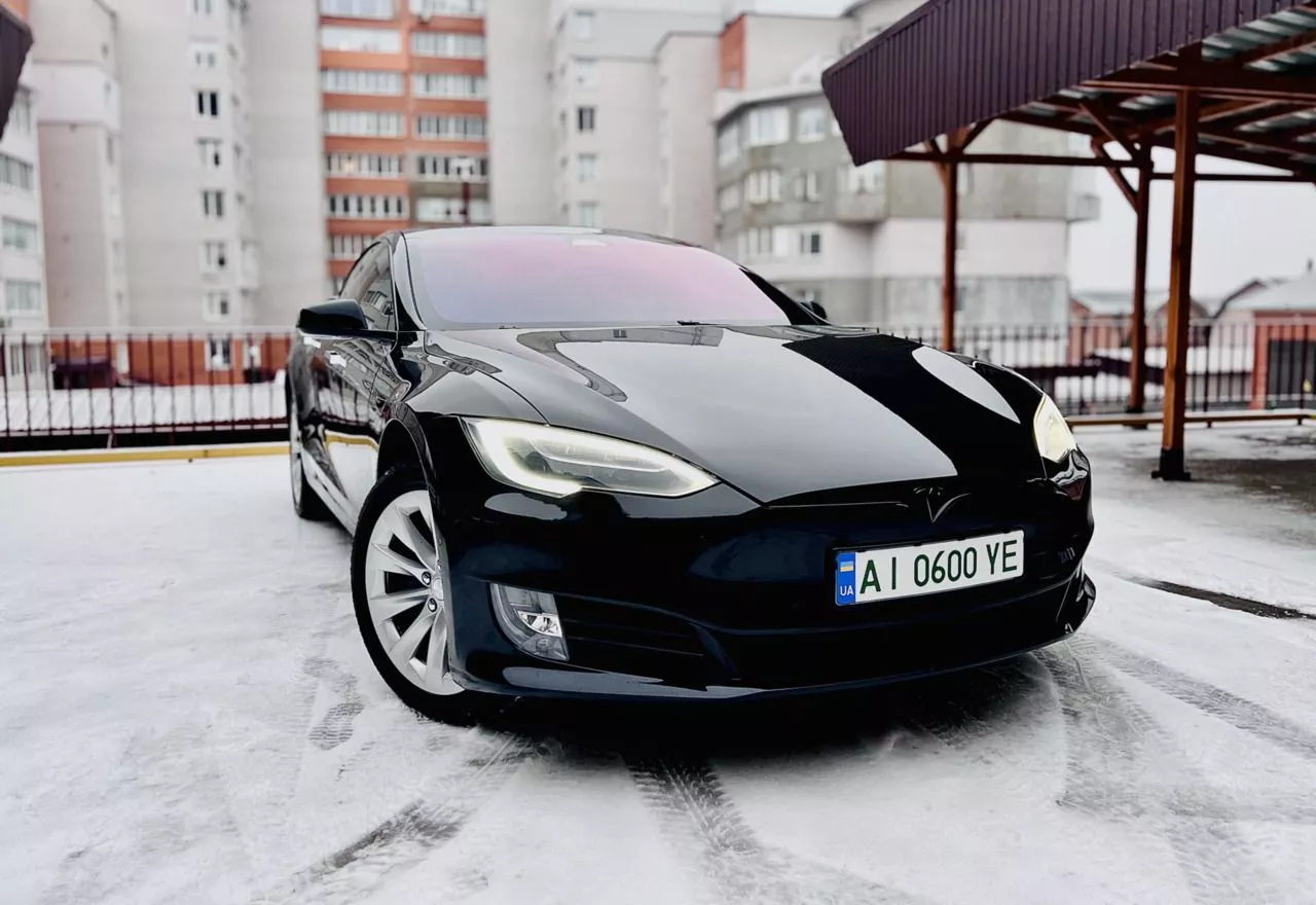 Tesla Model S  90 kWh 201621