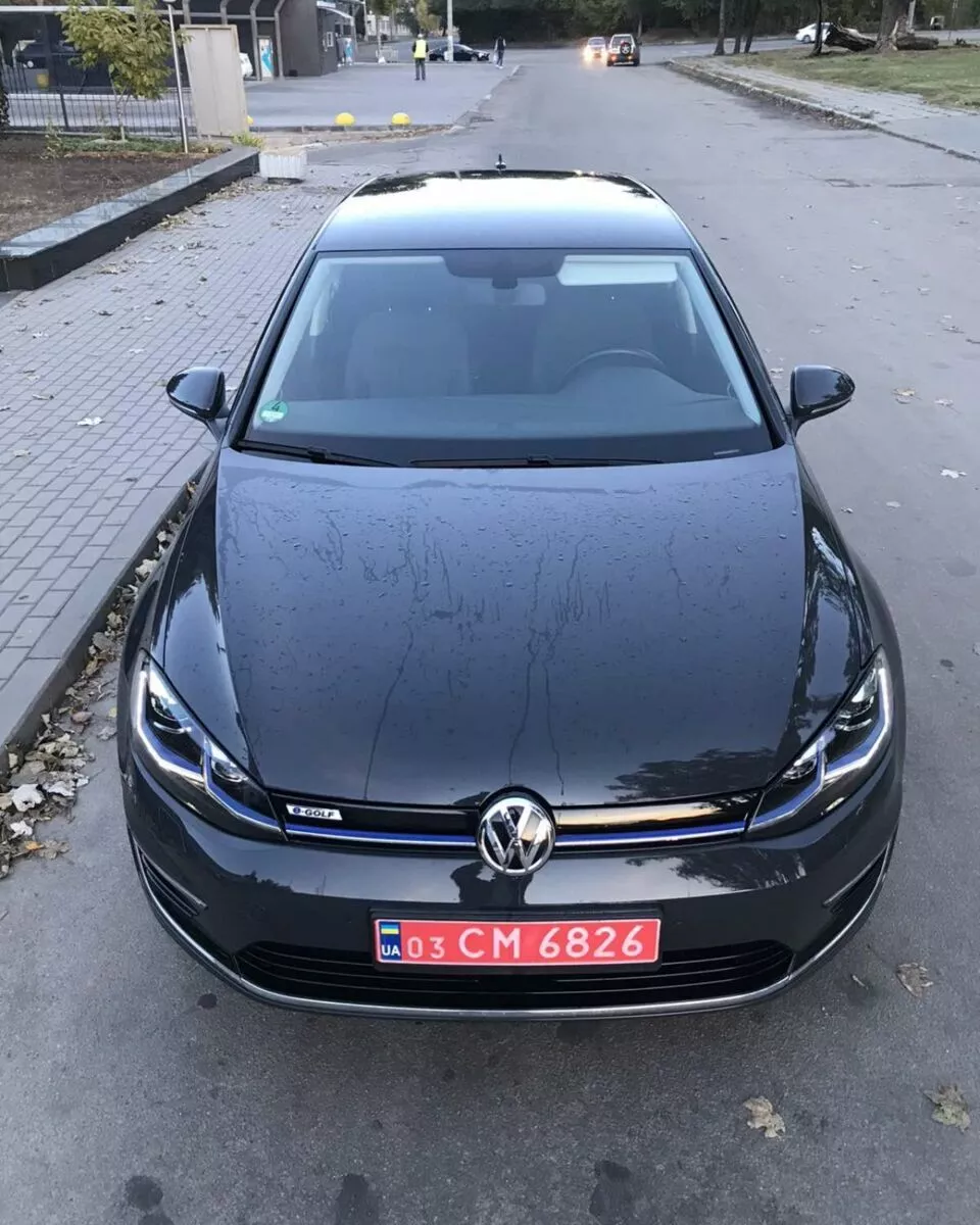 Volkswagen e-Golf  2020101