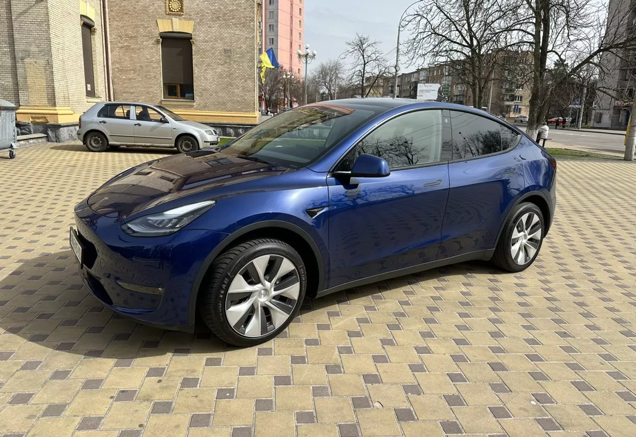 Tesla Model Y  75 kWh 202111