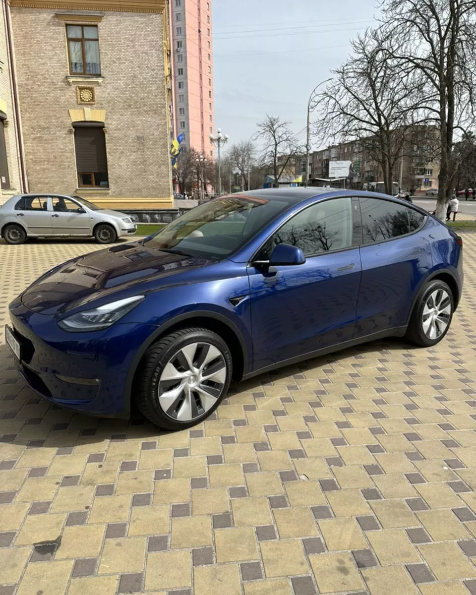 Tesla Model Y  75 kWh 202121