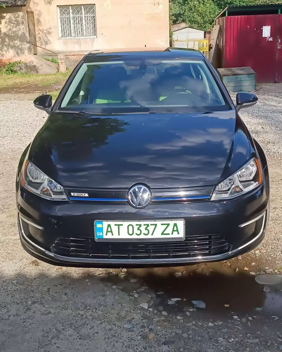 Volkswagen e-Golf 