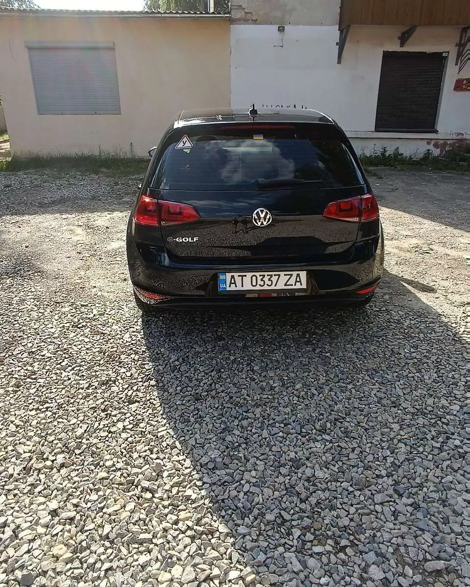 Volkswagen e-Golf  24 kWh 201521