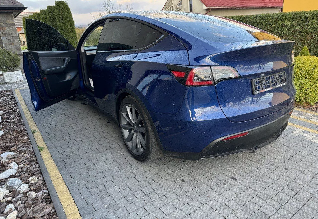 Tesla Model Y  75 kWh 202041