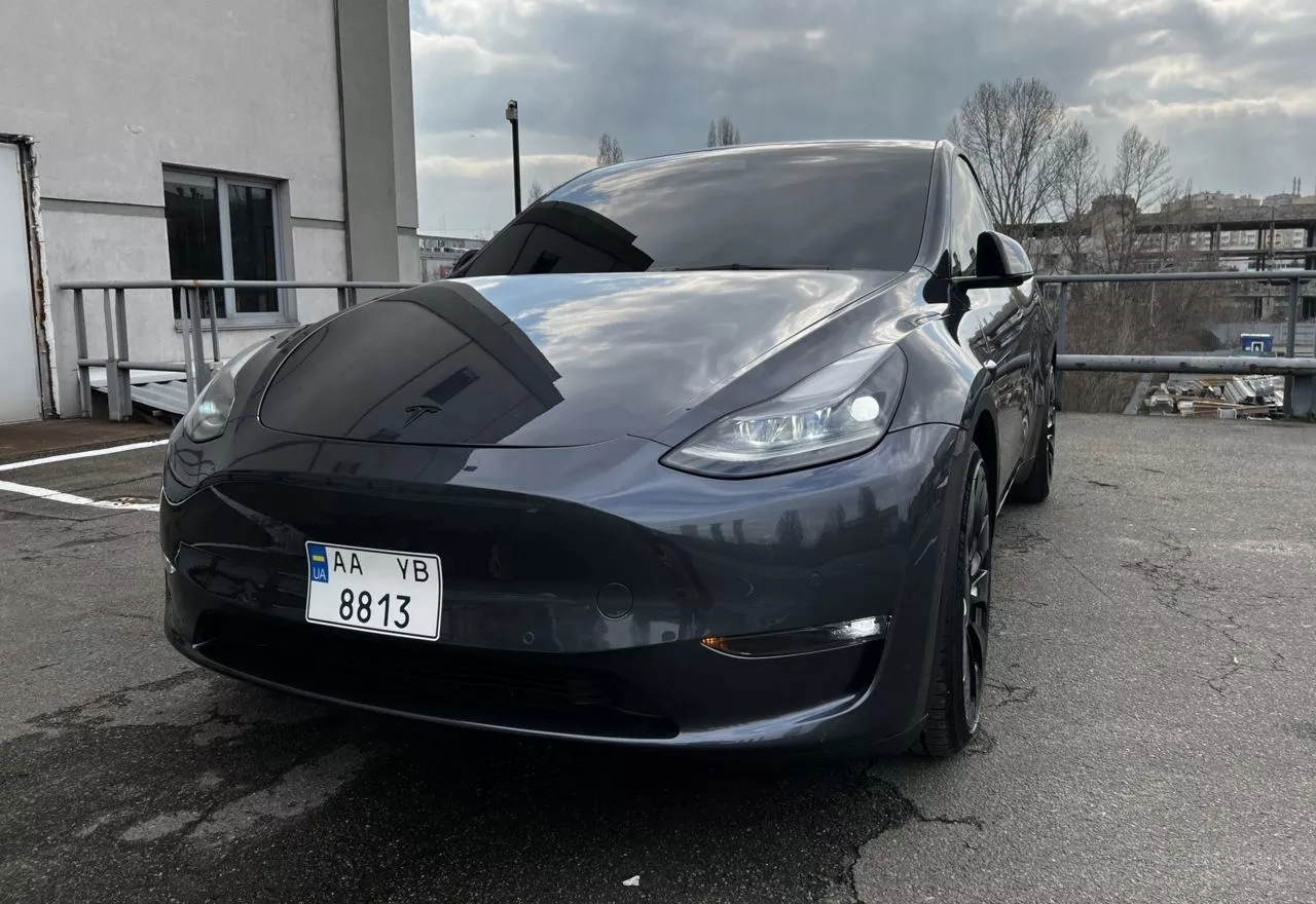 Tesla Model Y  82 kWh 202211