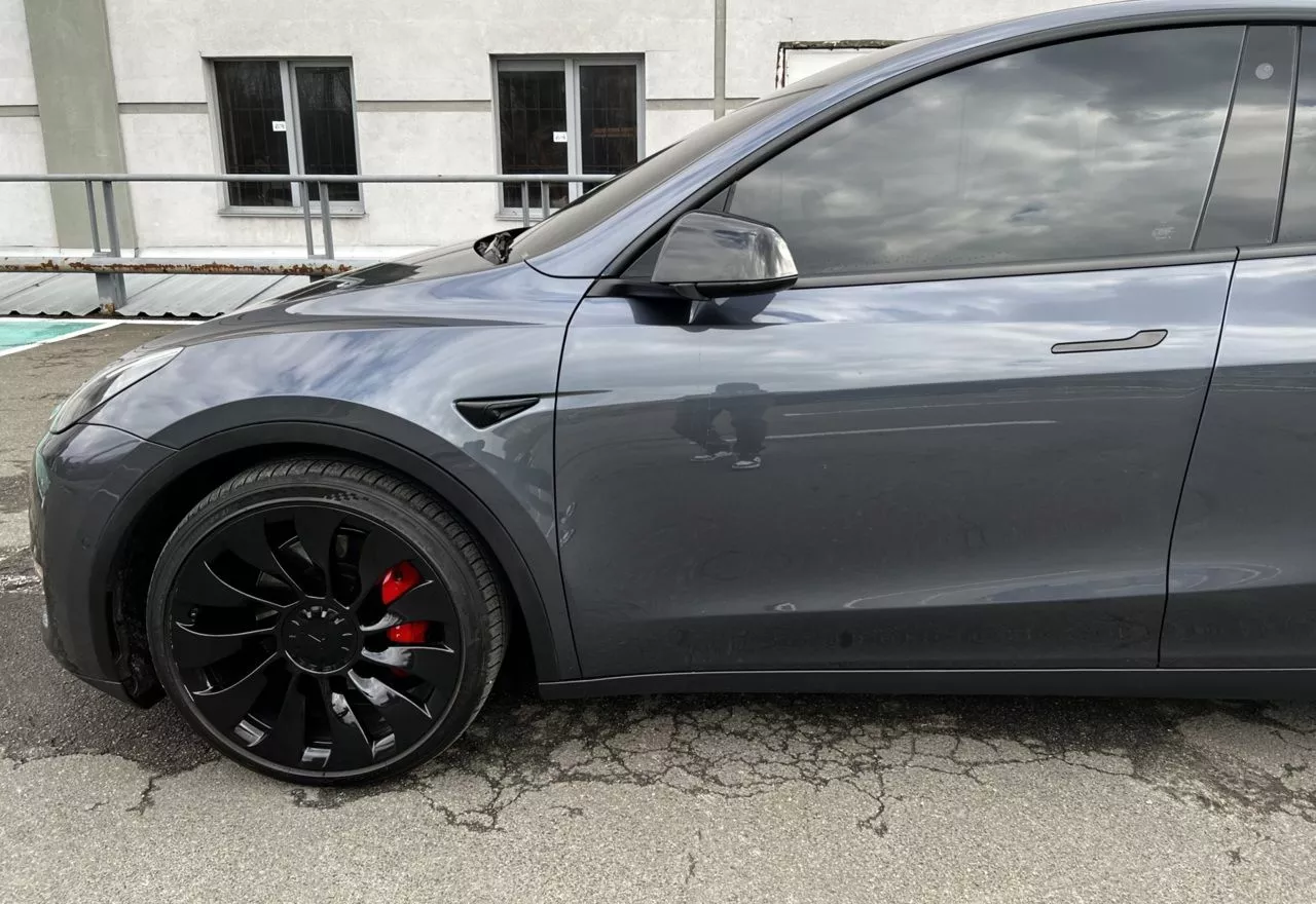 Tesla Model Y  82 kWh 202251