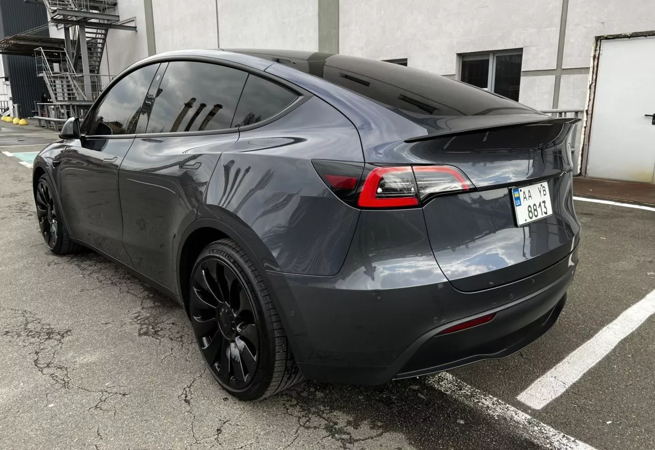 Tesla Model Y  82 kWh 202291