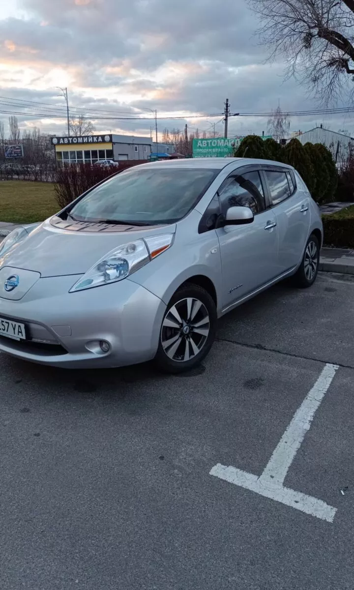 Nissan Leaf  24 kWh 201331