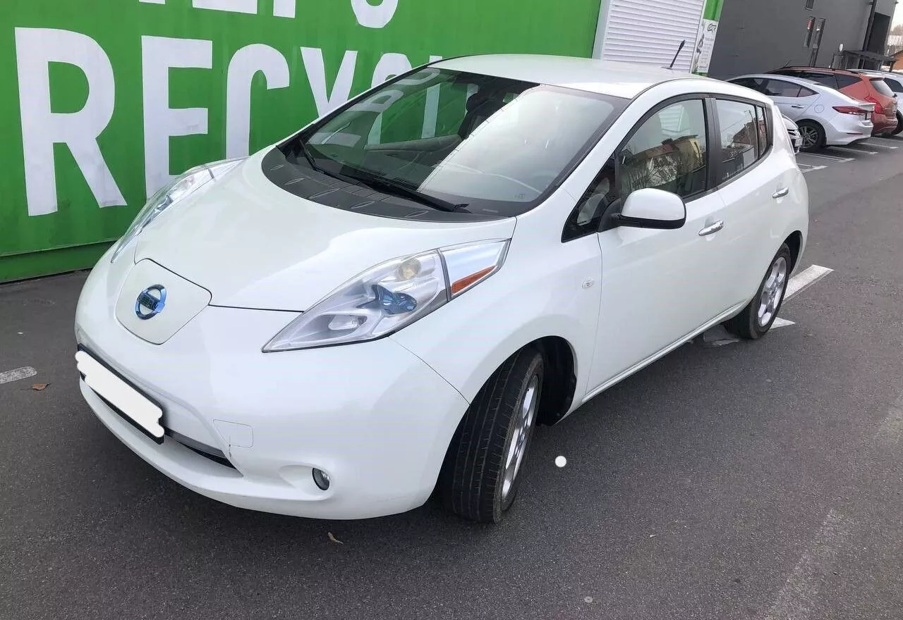 Nissan Leaf  201261