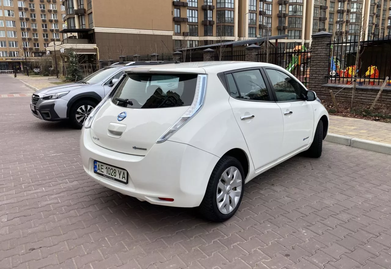 Nissan Leaf  24 kWh 201341