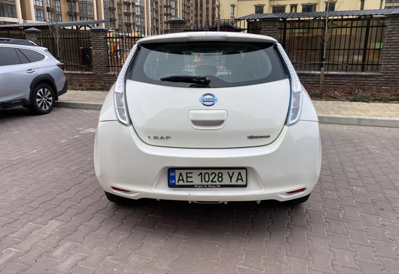 Nissan Leaf  24 kWh 201351