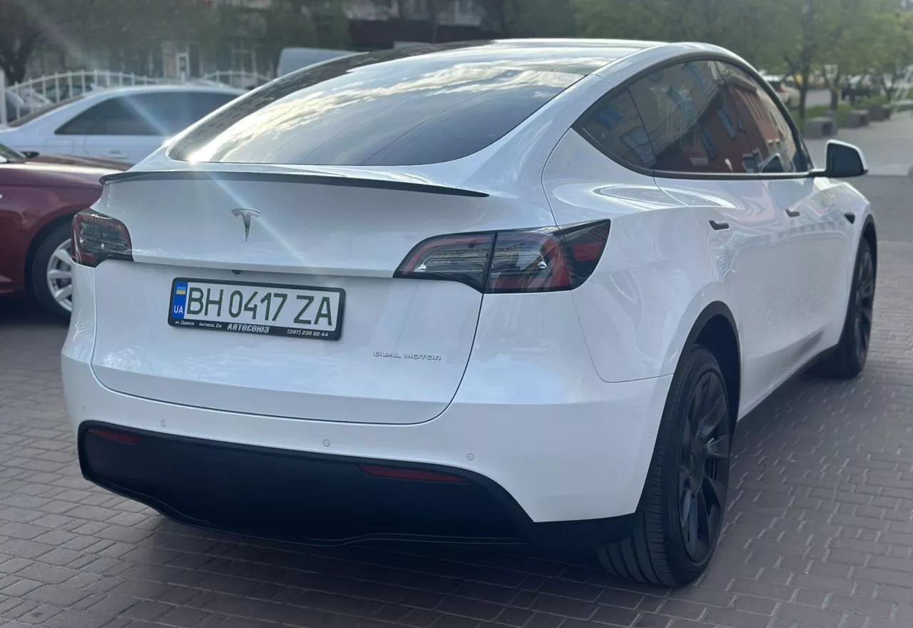 Tesla Model Y  75 kWh 202131