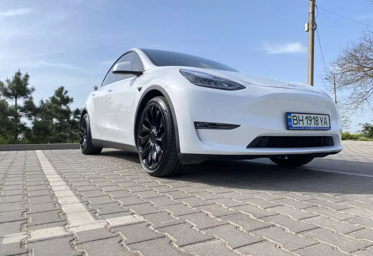 Tesla Model Y  80.5 kWh 202051