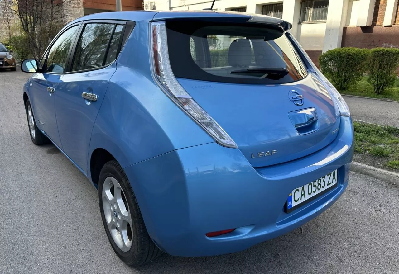 Nissan Leaf  24 kWh 201141