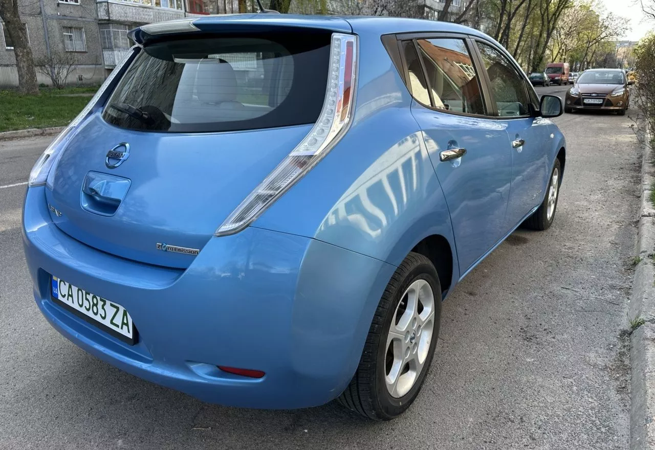 Nissan Leaf  24 kWh 201161