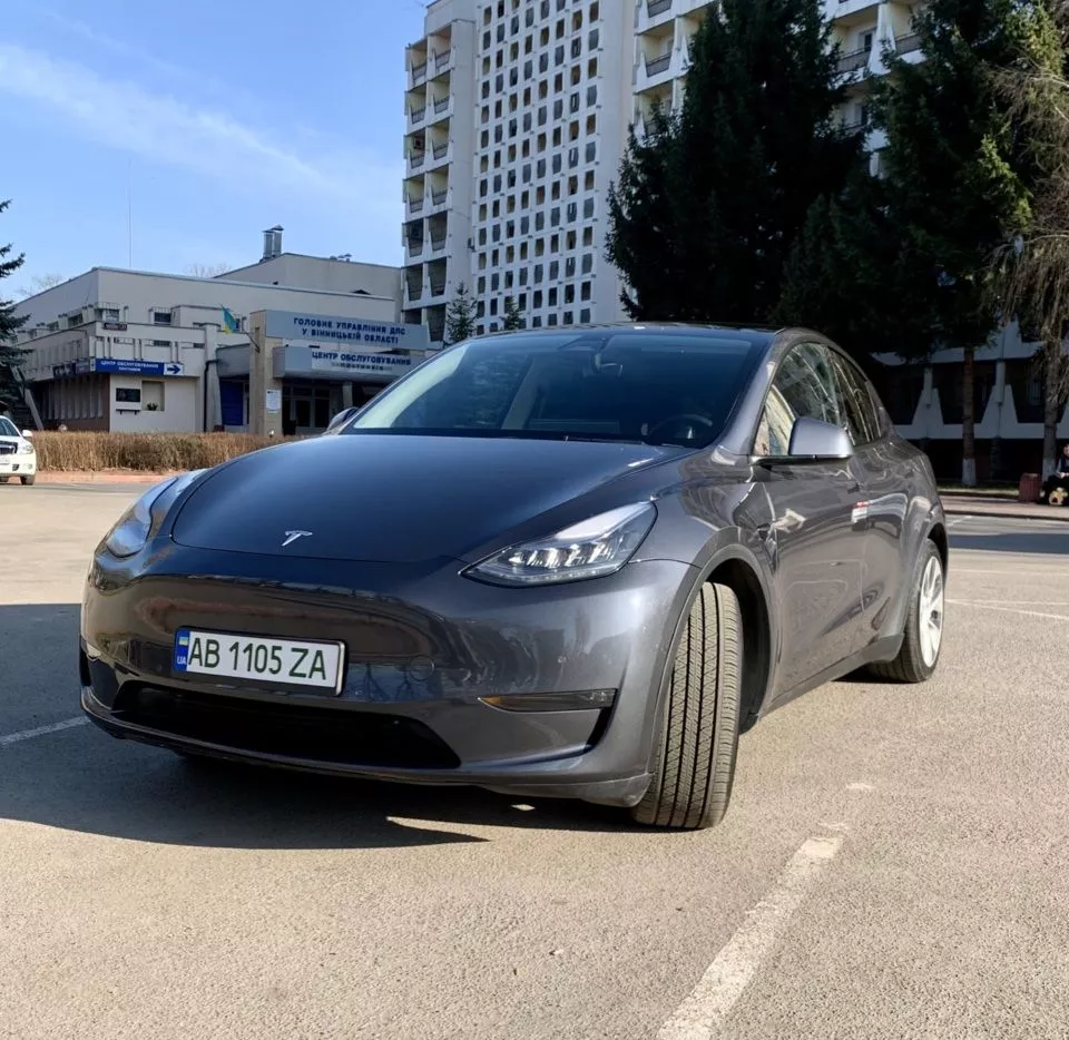 Tesla Model Y  65 kWh 202141