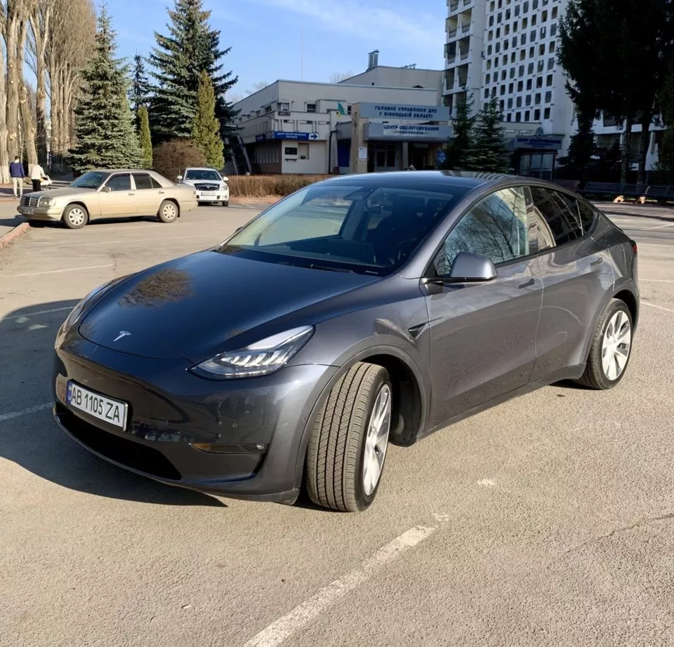 Tesla Model Y  65 kWh 2021161