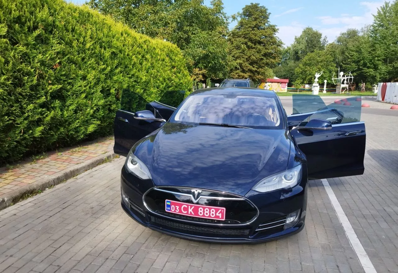 Tesla Model S  60 kWh 2014191