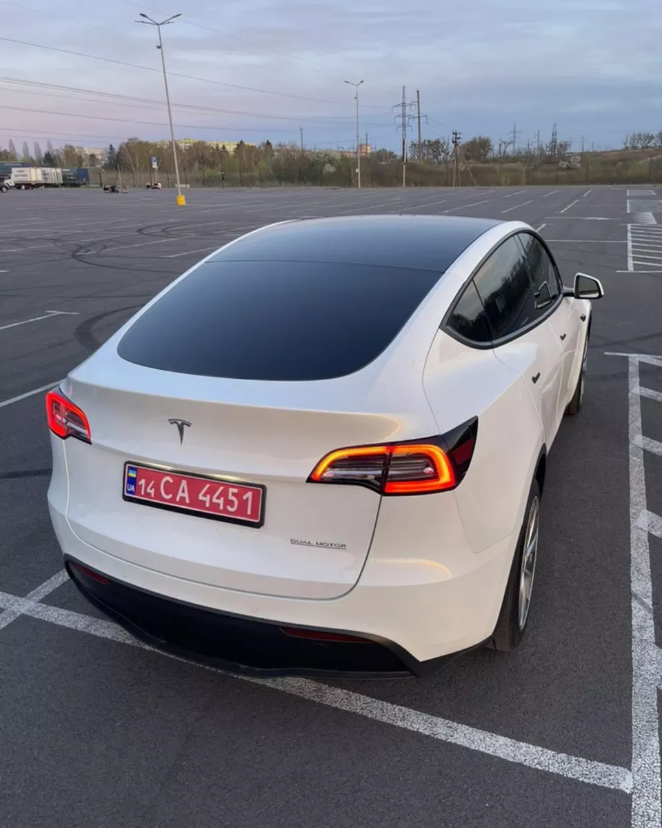 Tesla Model Y  202161