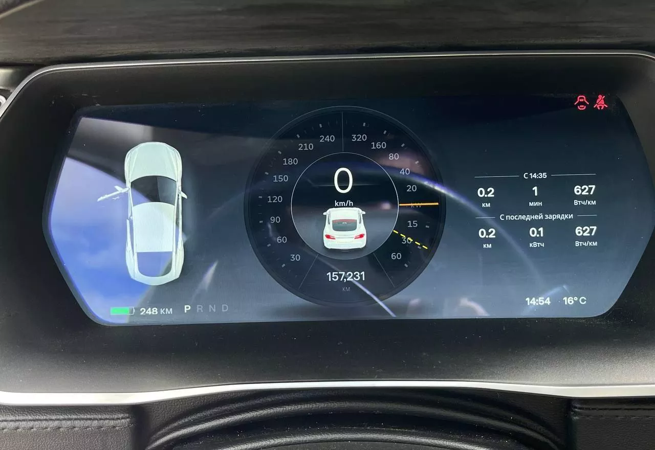 Tesla Model S  85 kWh 201491