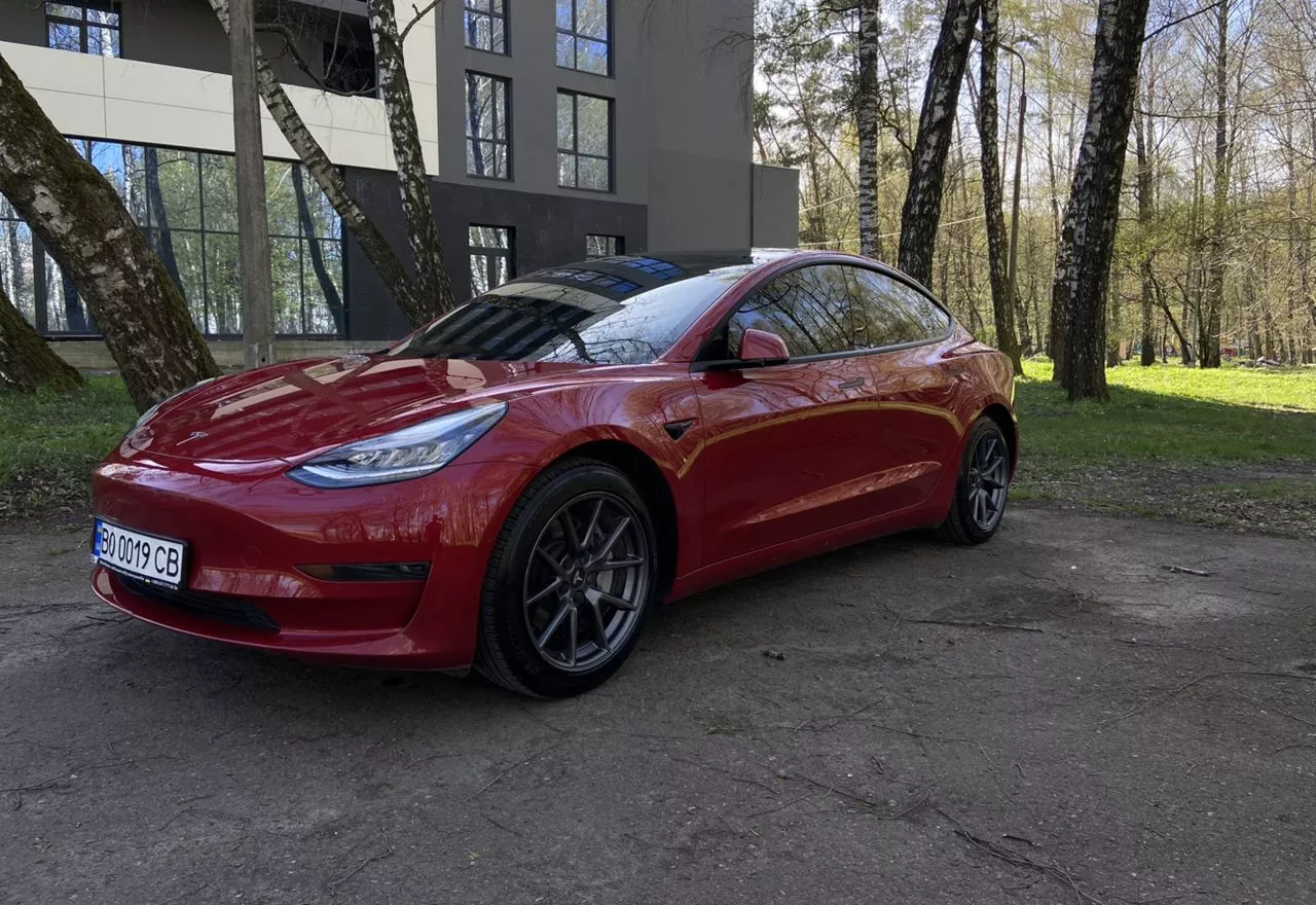 Tesla Model 3  53 kWh 202011