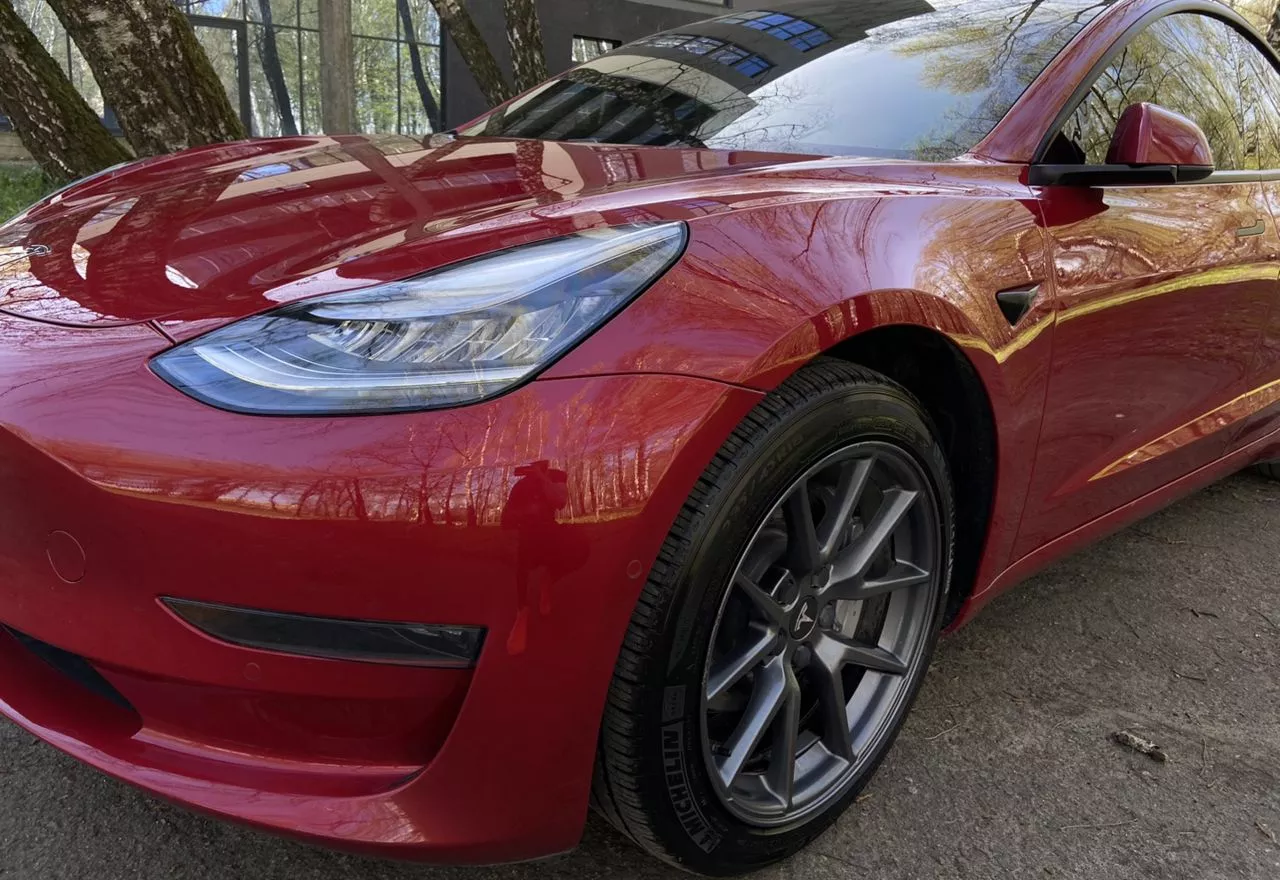 Tesla Model 3  53 kWh 202031