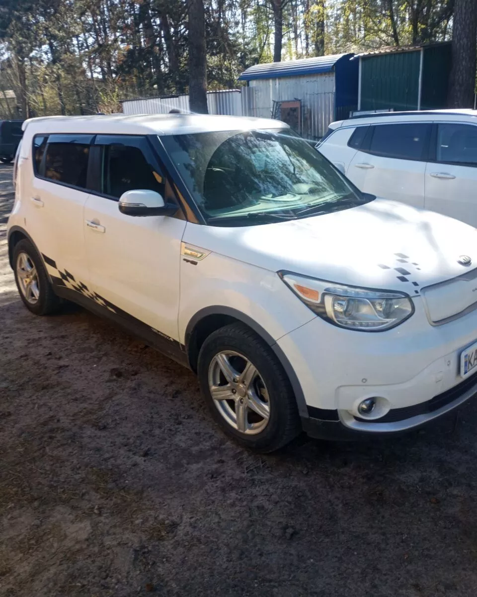 Kia Soul  27 kWh 201521