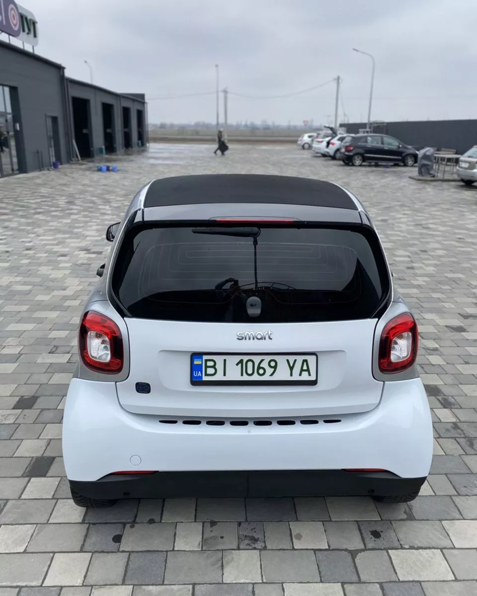 Smart Fortwo  17 kWh 2018111