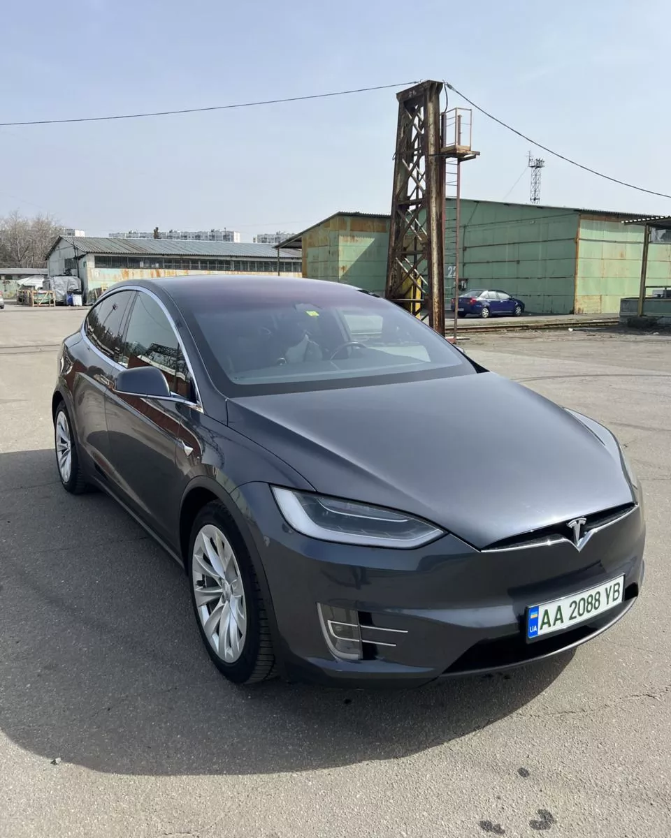 Tesla Model X  100 kWh 2018111