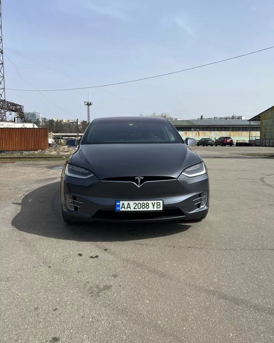 Tesla Model X  100 kWh 2018121