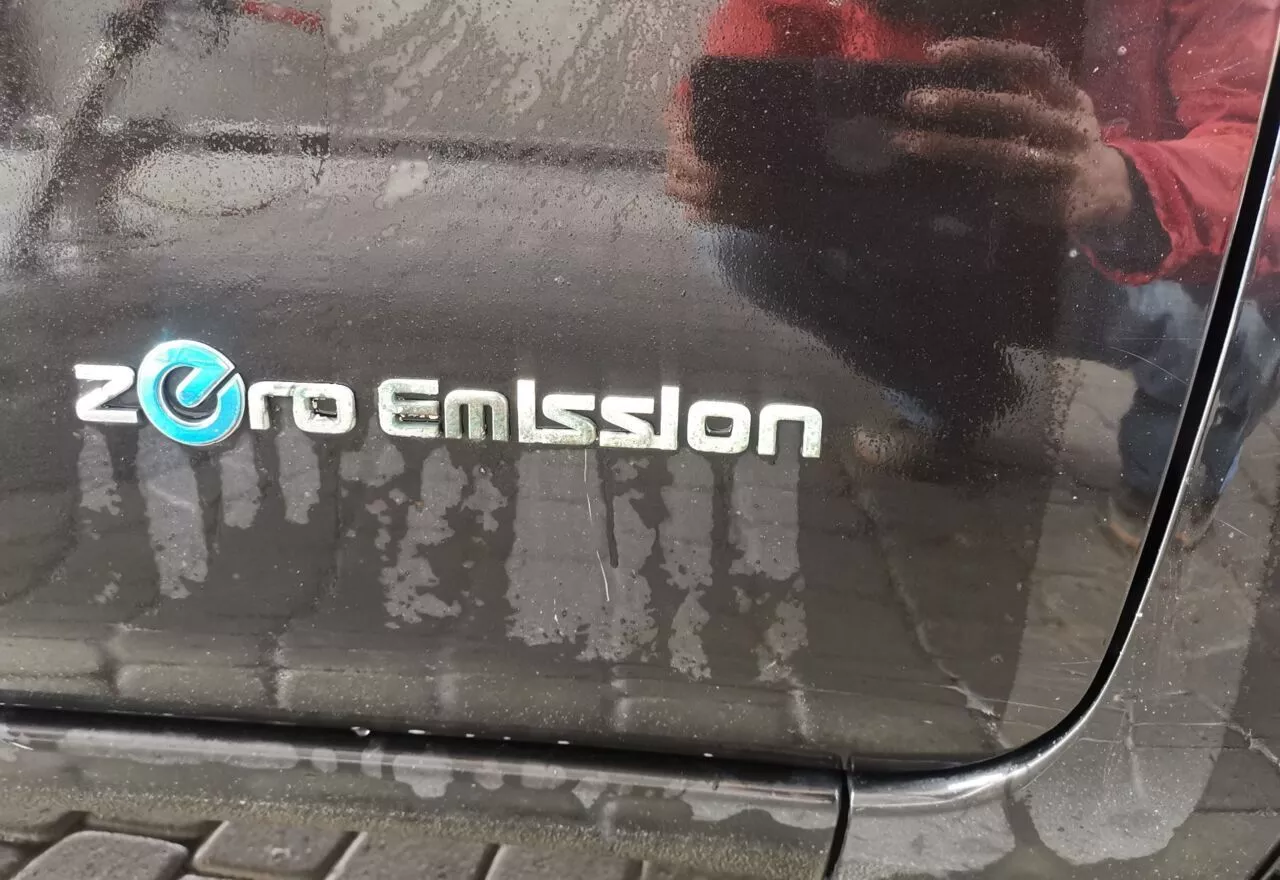 Nissan Leaf  24 kWh 2014251