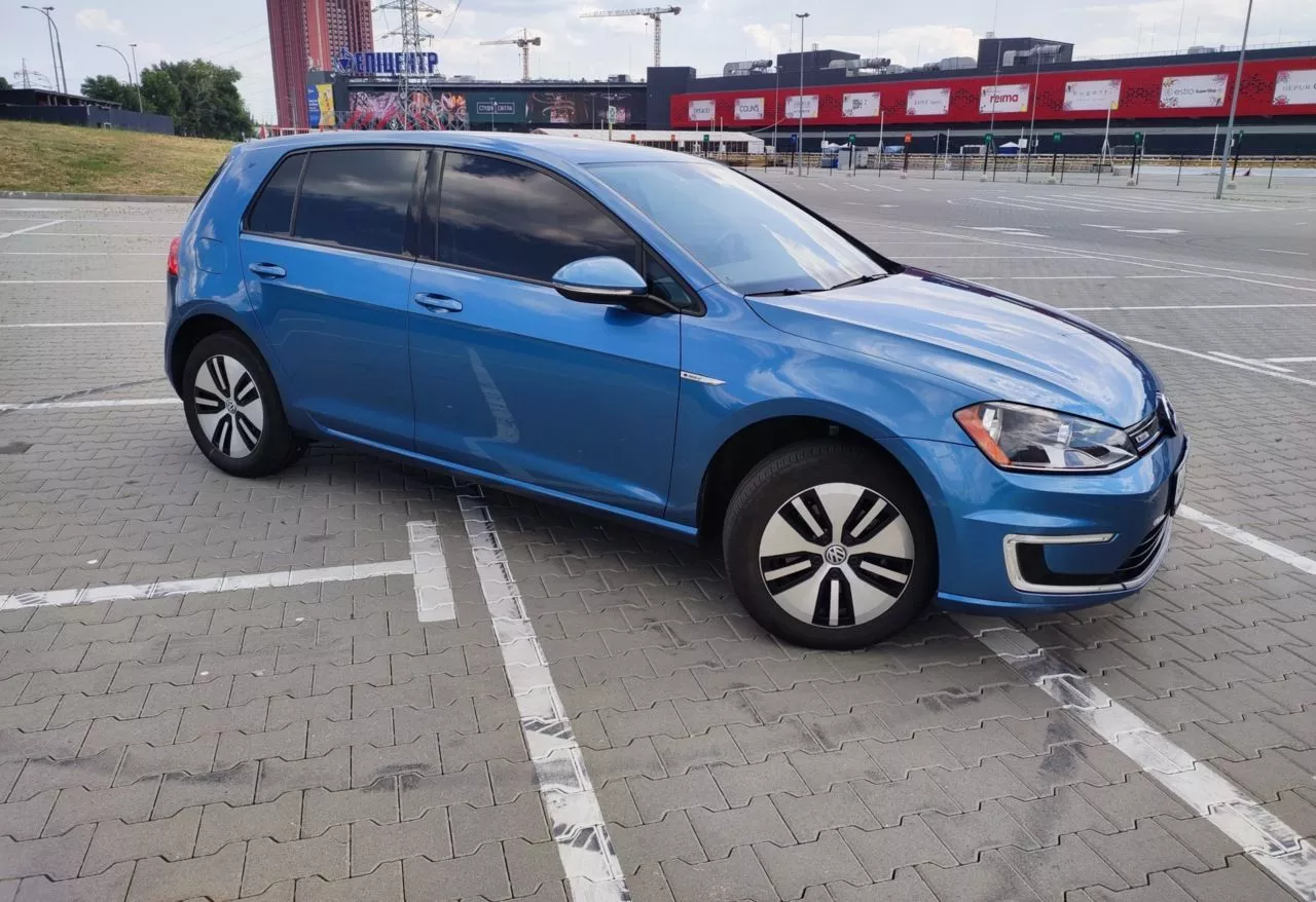 Volkswagen e-Golf 