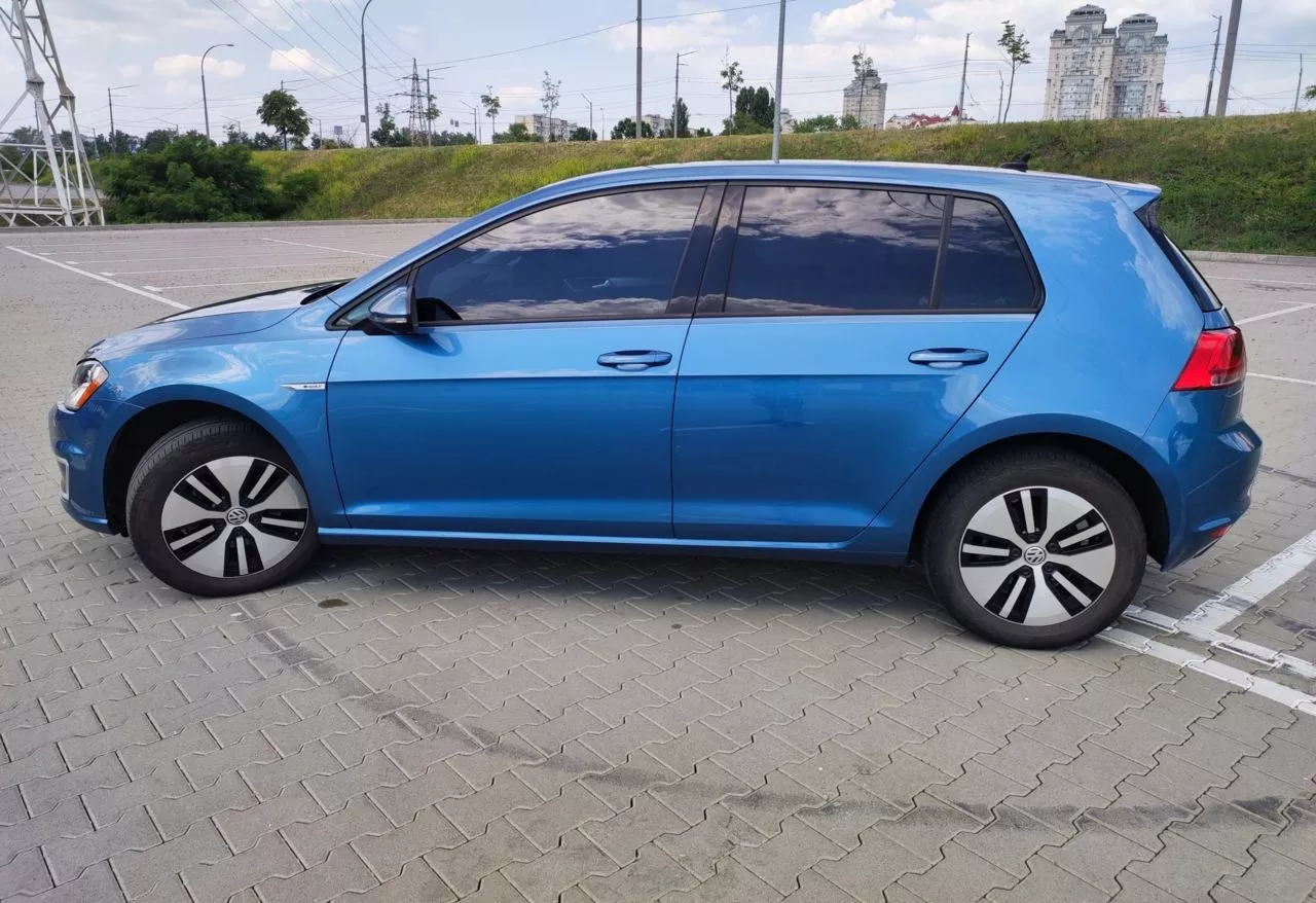 Volkswagen e-Golf  24 kWh 2016141