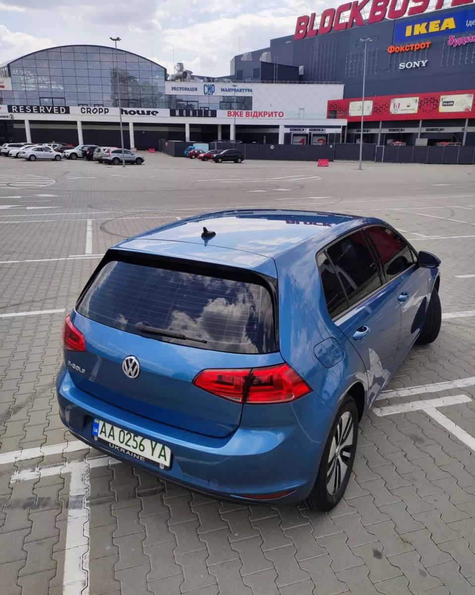 Volkswagen e-Golf  24 kWh 2016231