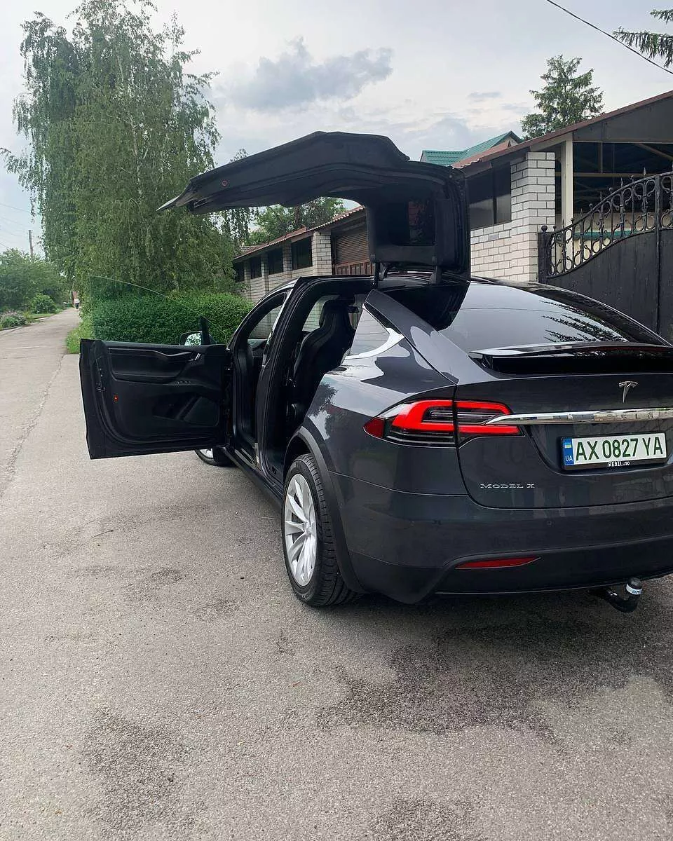 Tesla Model X  100 kWh 2018111