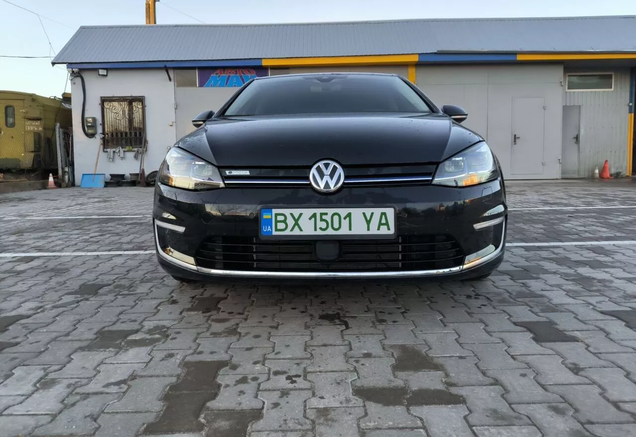 Volkswagen e-Golf  36 kWh 201811