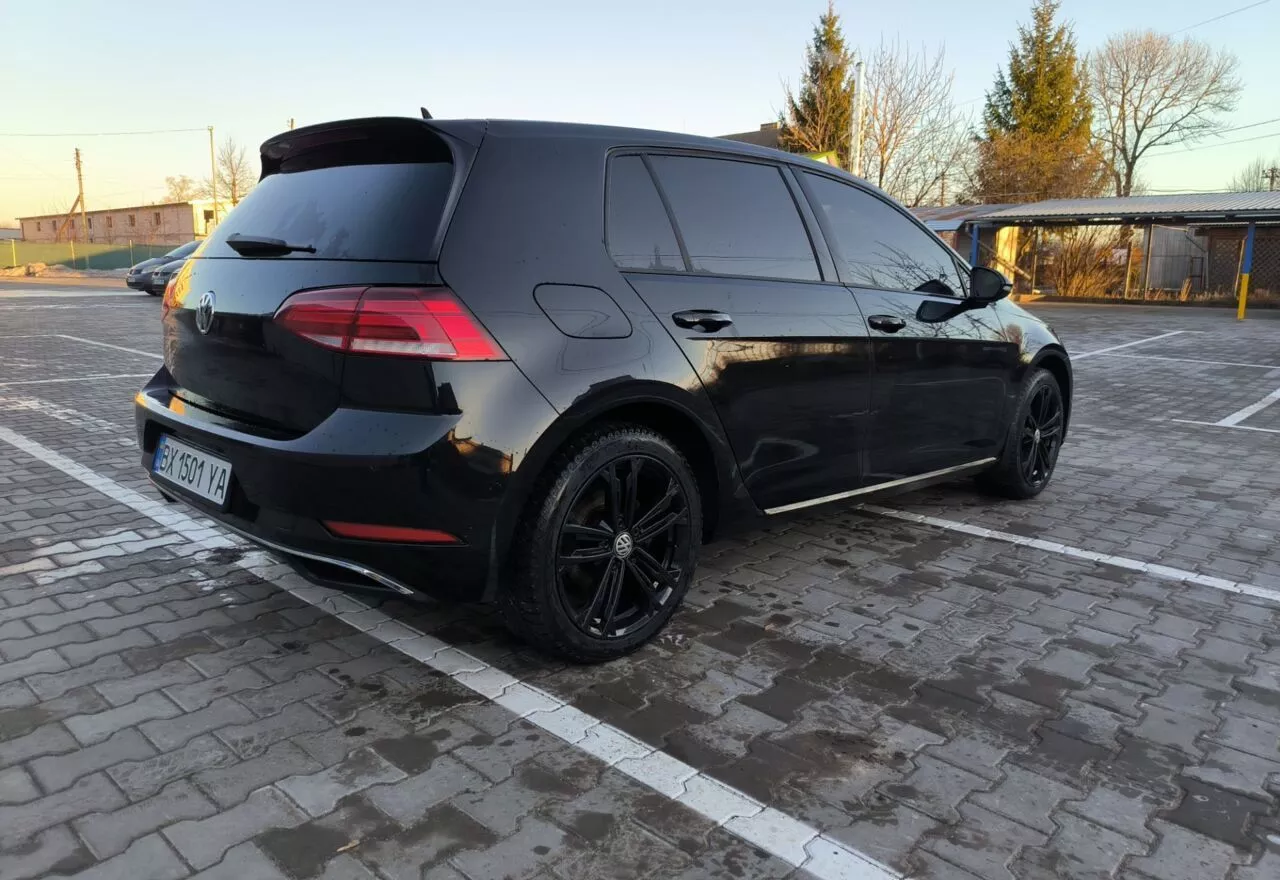 Volkswagen e-Golf  36 kWh 201841