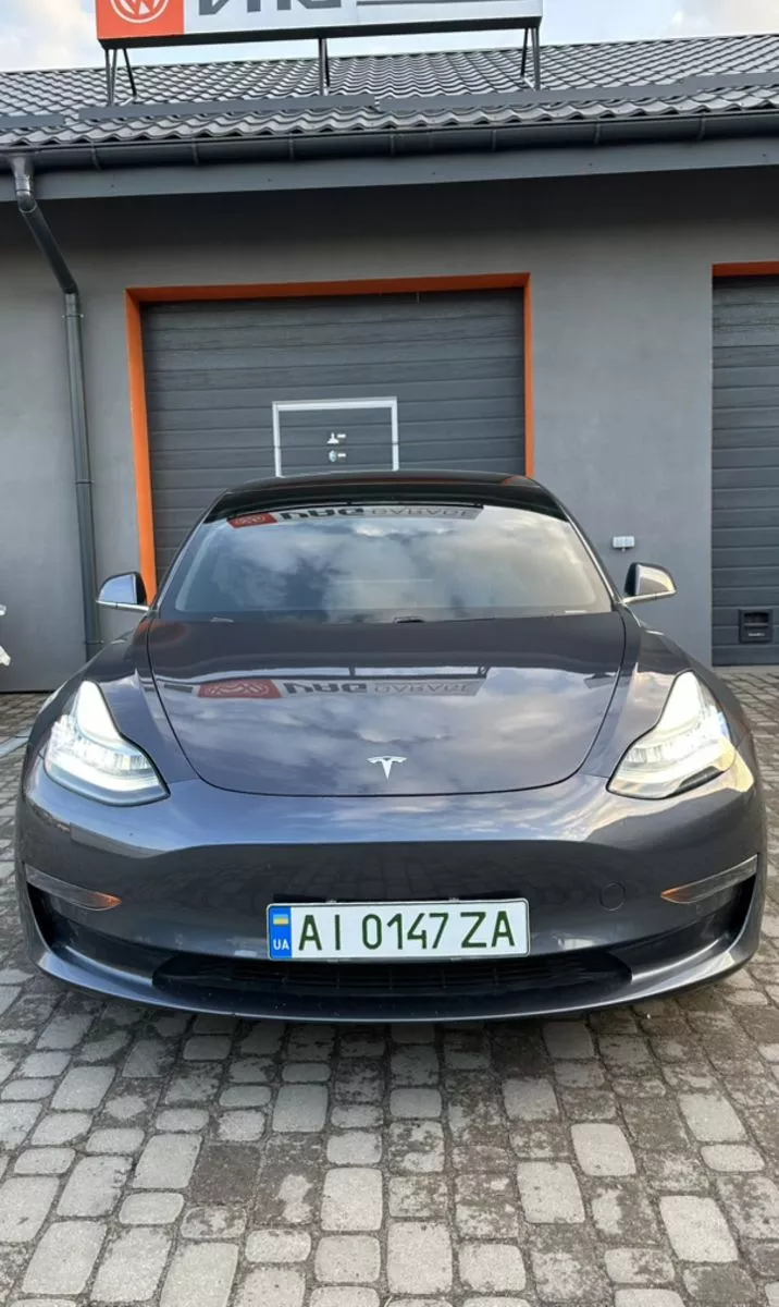 Tesla Model 3  55 kWh 202011