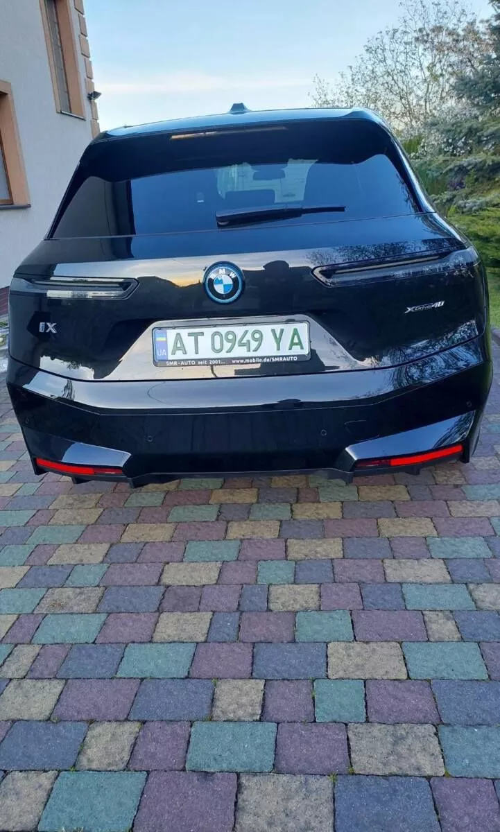 BMW iX  76.6 kWh 202251