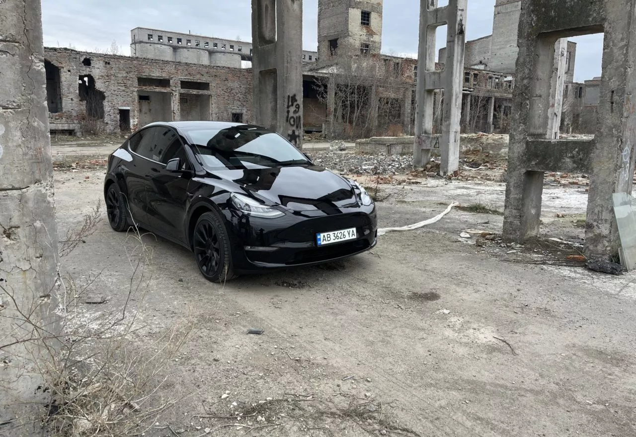 Tesla Model Y  80.5 kWh 202131