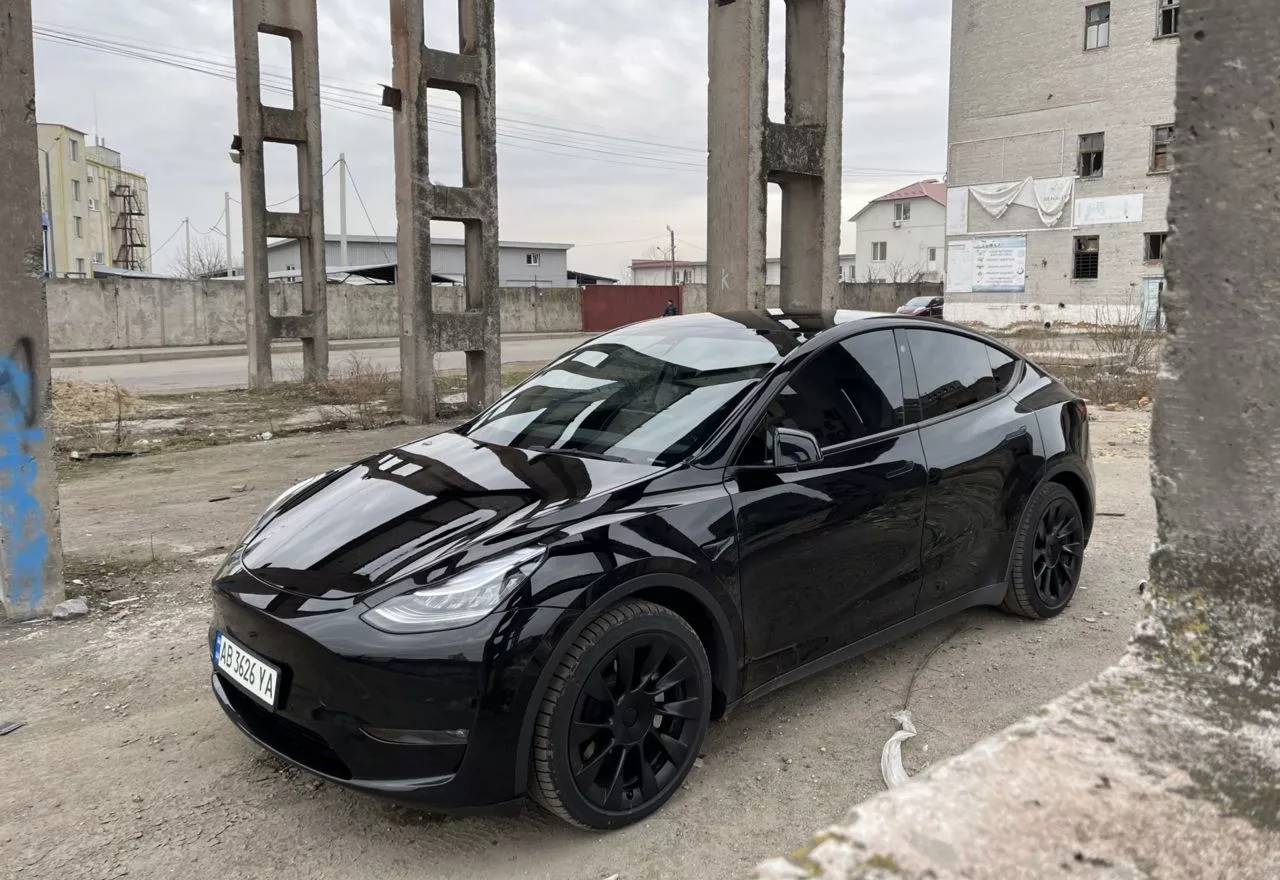 Tesla Model Y  80.5 kWh 202181