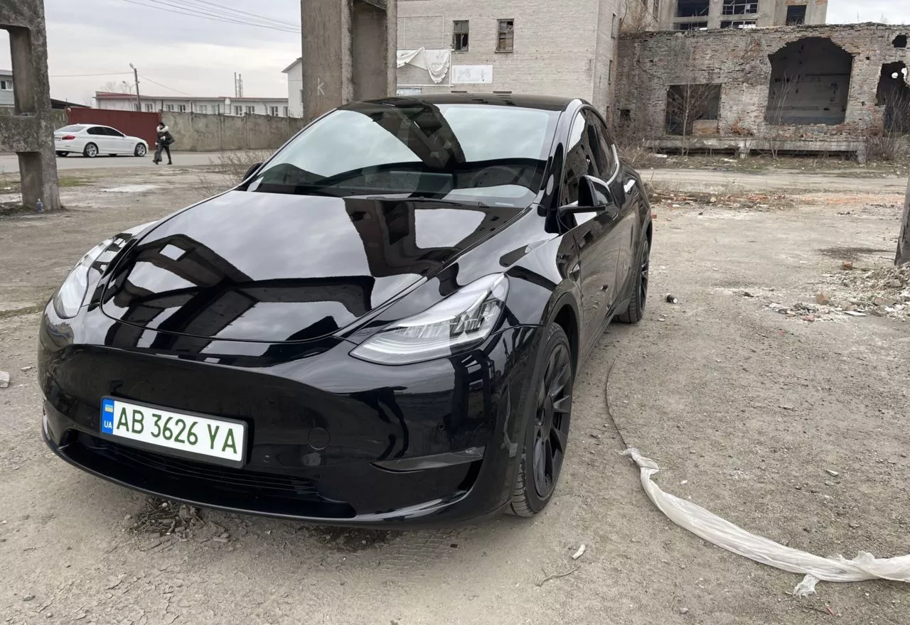 Tesla Model Y  80.5 kWh 2021101