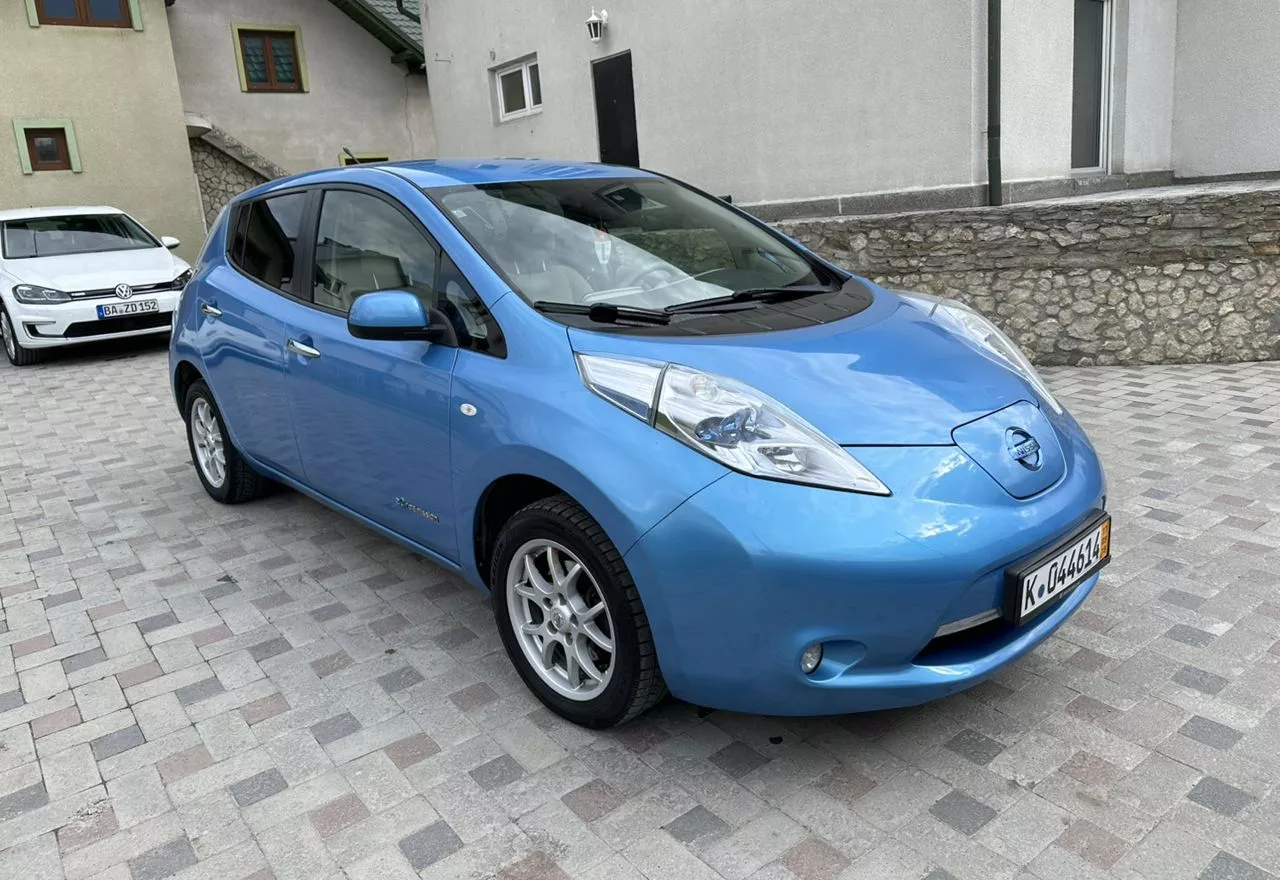 Nissan Leaf  24 kWh 201211