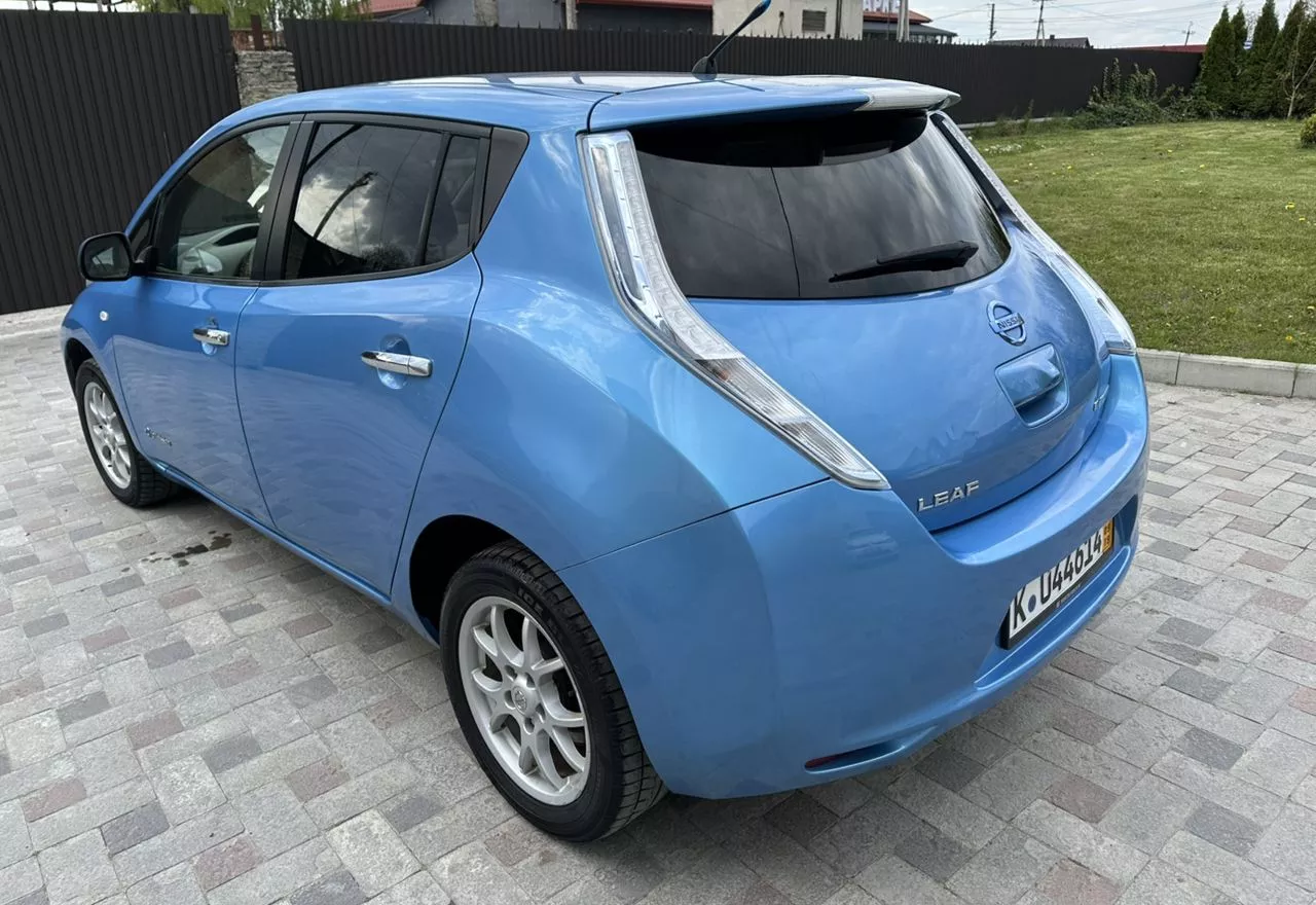 Nissan Leaf  24 kWh 201281