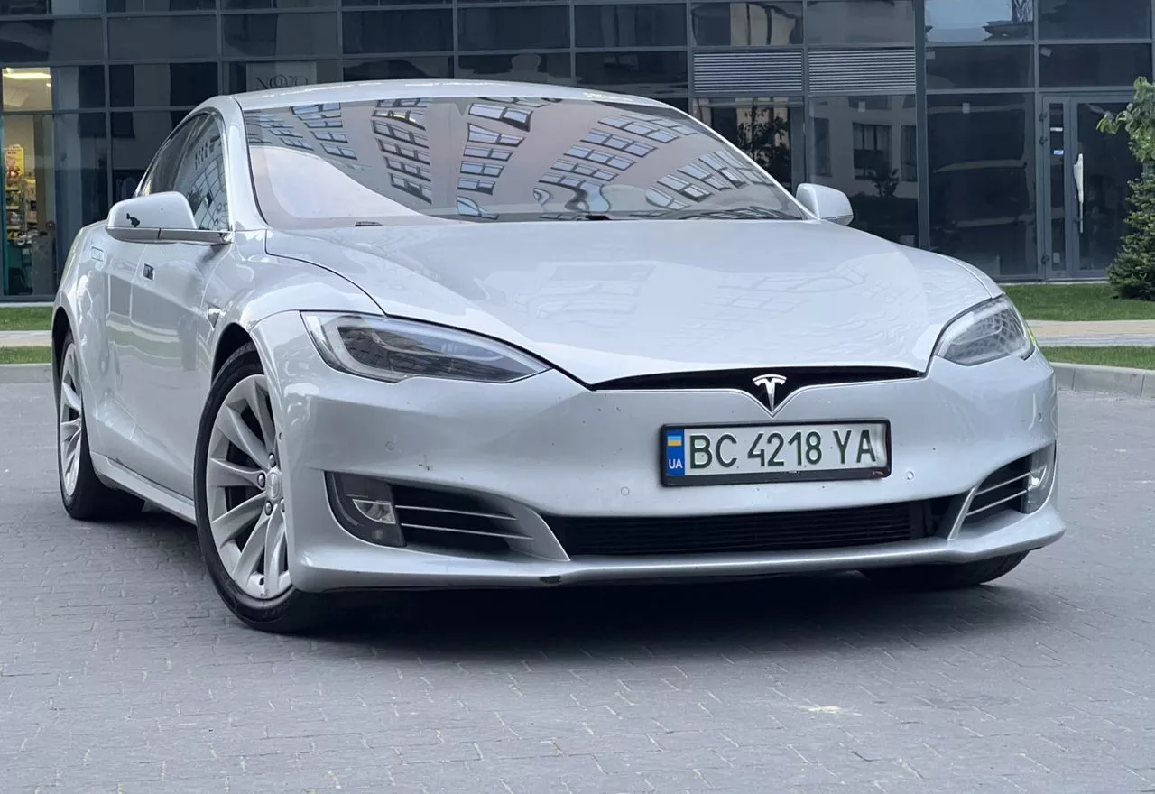 Tesla Model S  75 kWh 201601