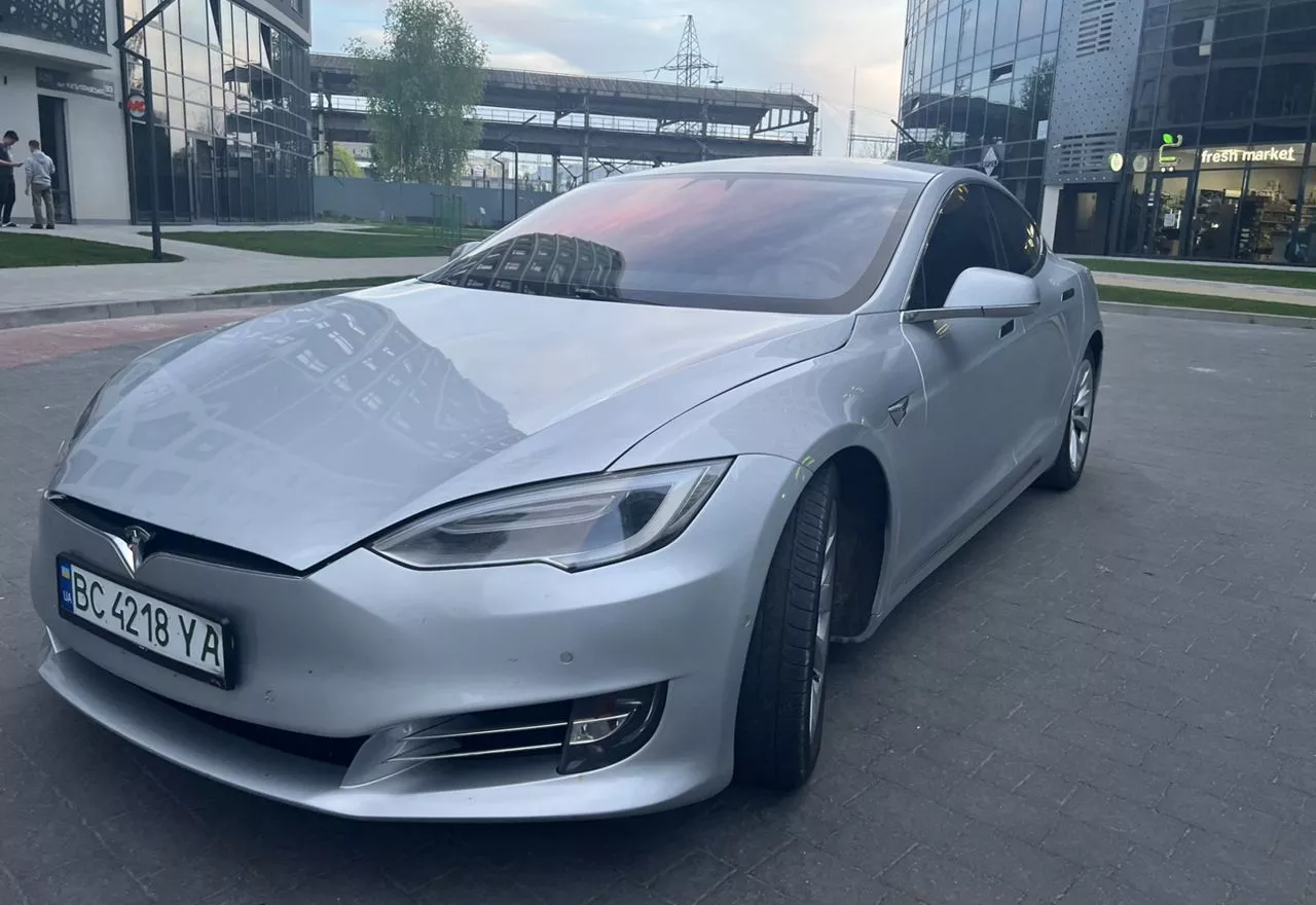 Tesla Model S  75 kWh 201631