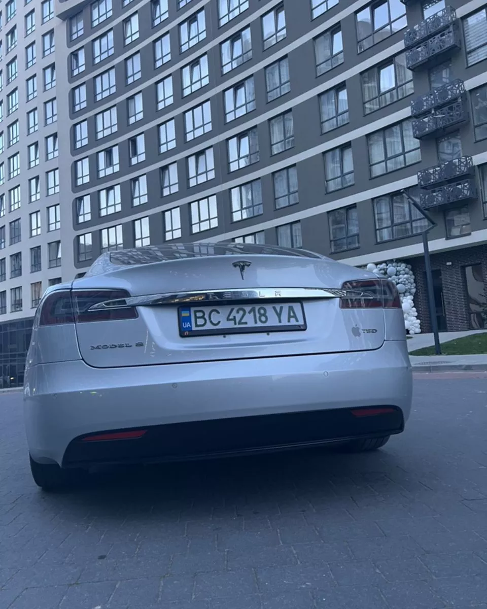 Tesla Model S  75 kWh 201671