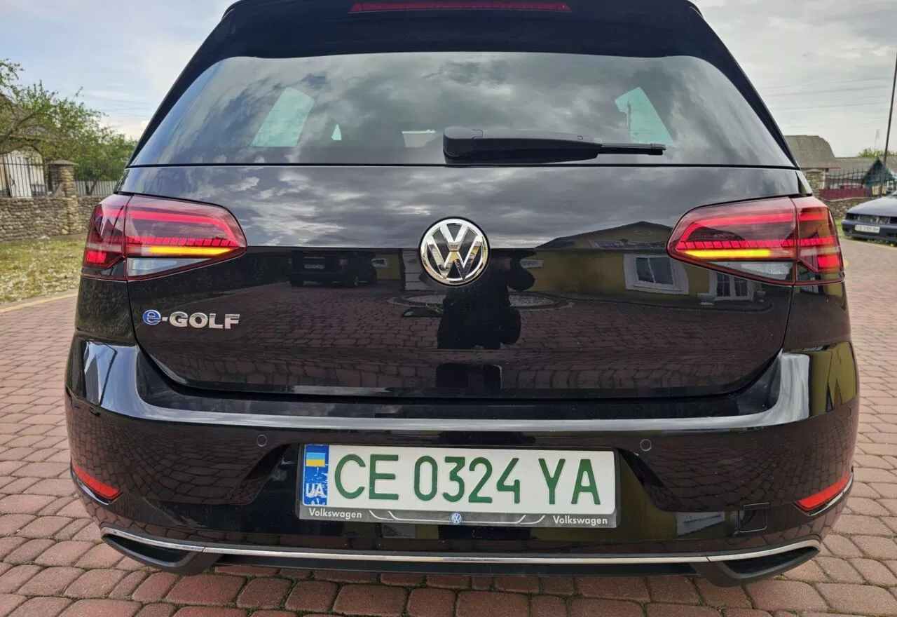 Volkswagen e-Golf  36 kWh 201971