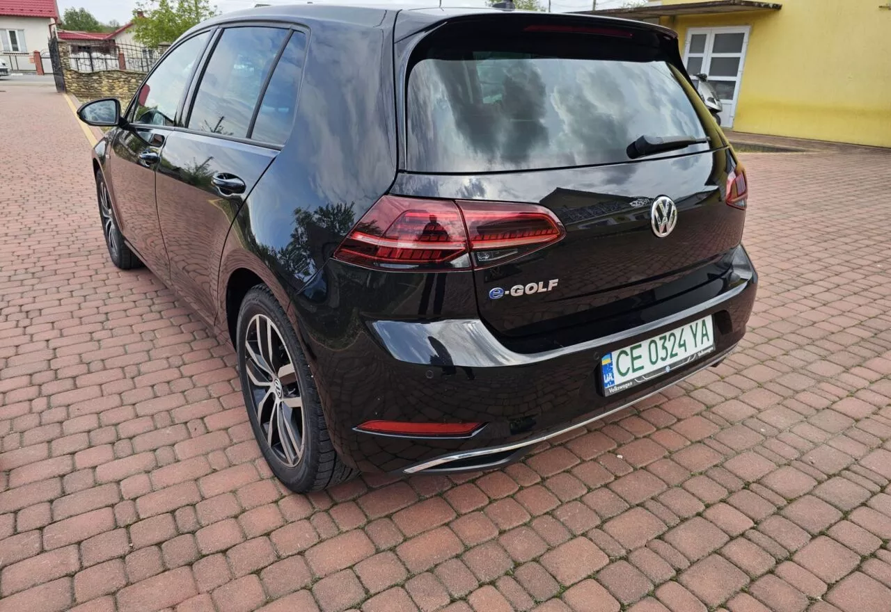 Volkswagen e-Golf  36 kWh 201991